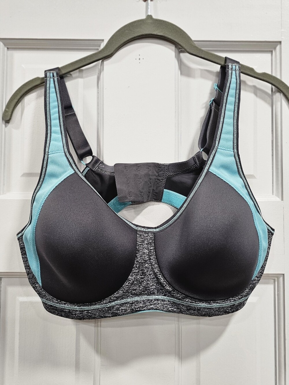 Freya Active Sonic Moulded Underwire Sports Bra 36C - Carbon Grey Teal